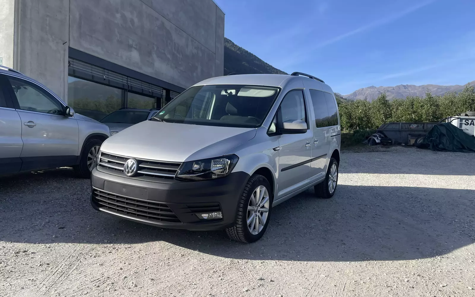 VW Caddy 4motion 6 Gang bj 2020