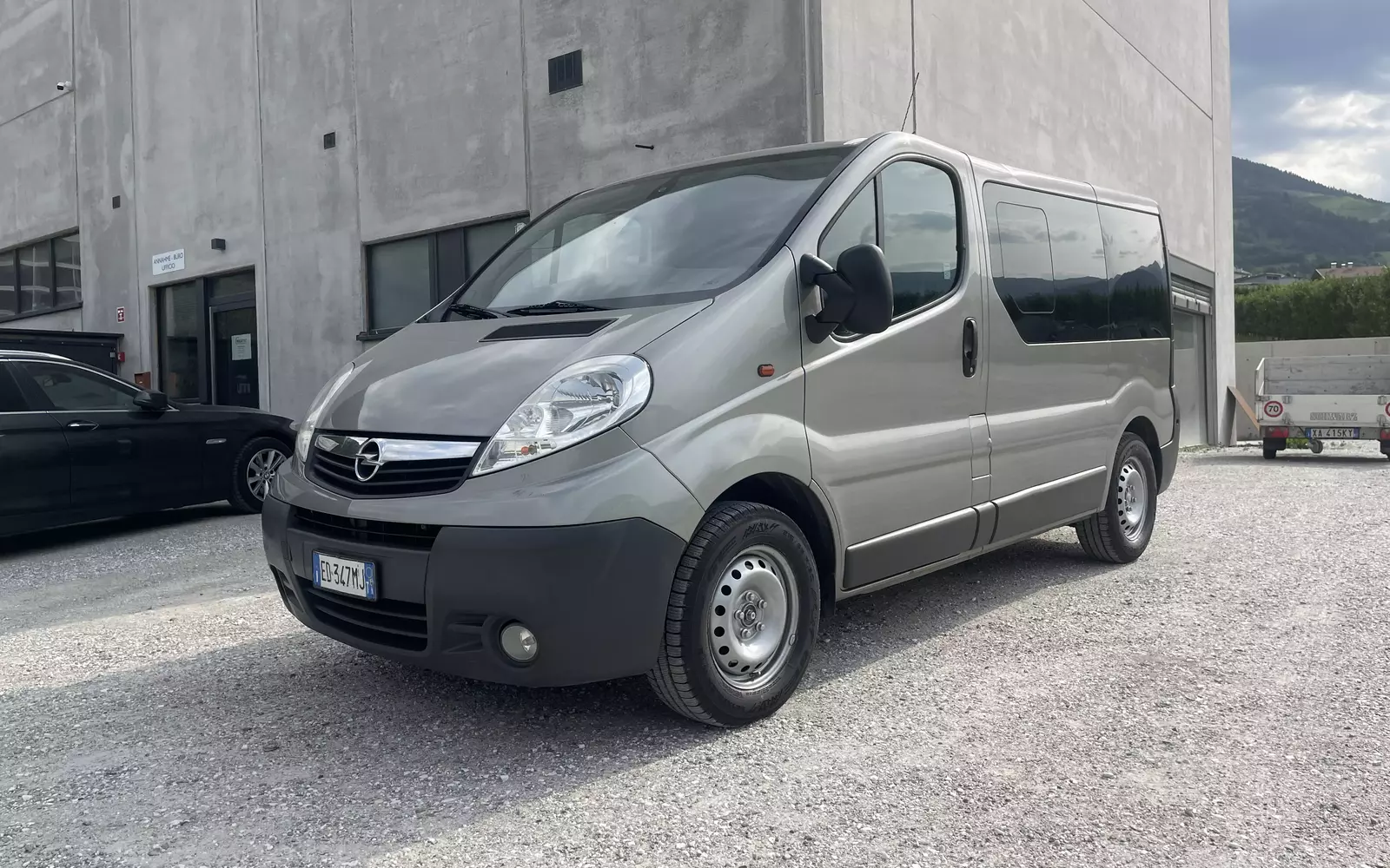 Opel Vivaro 9 Sitzer 2 Zonen Klima